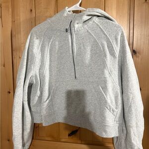 Lululemon cropped half zip scuba size M/L
